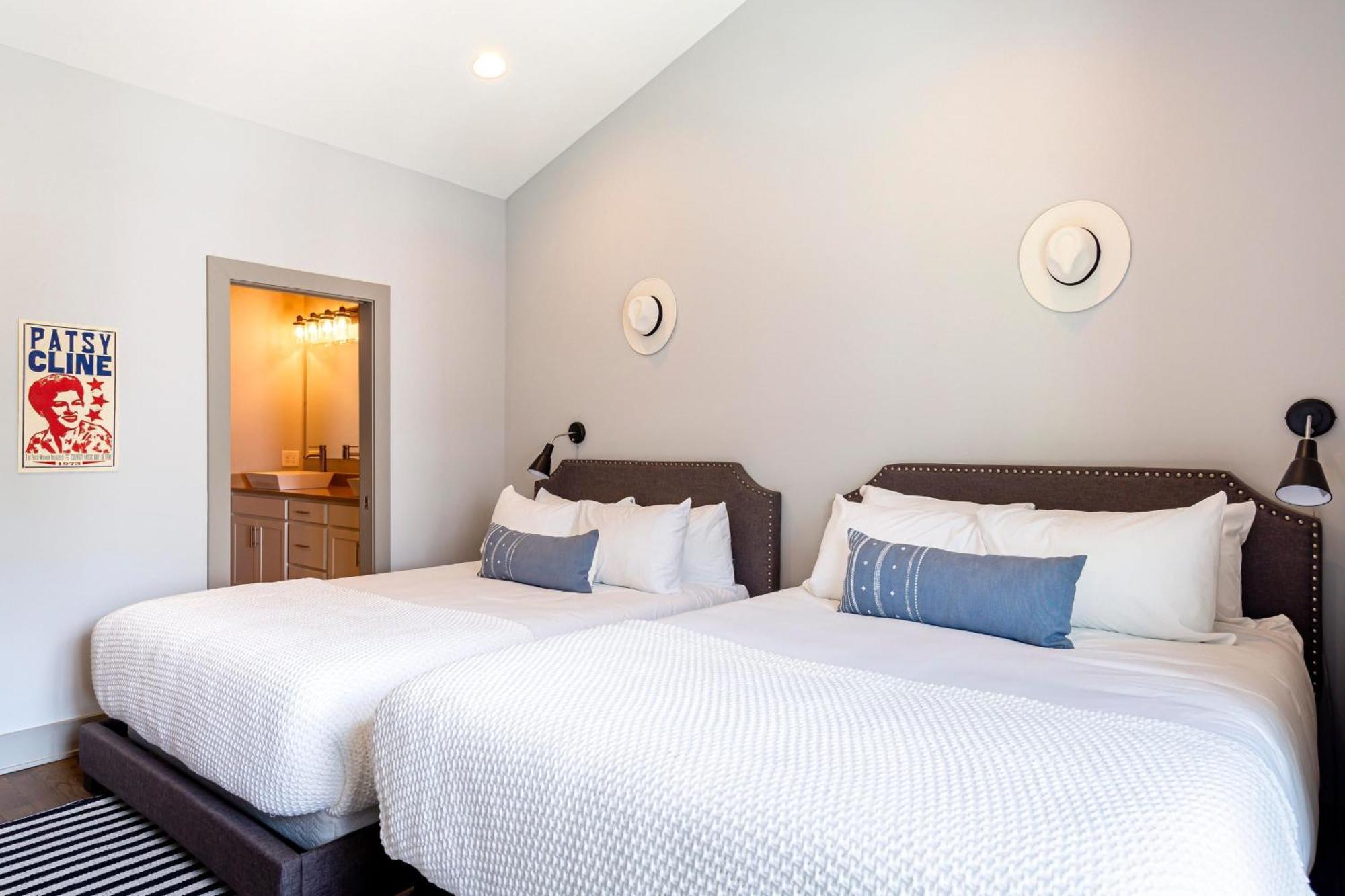 Waverly By Avantstay Nashville-inspired Townhome W Luxury Kitchen Pool Table * Nashville