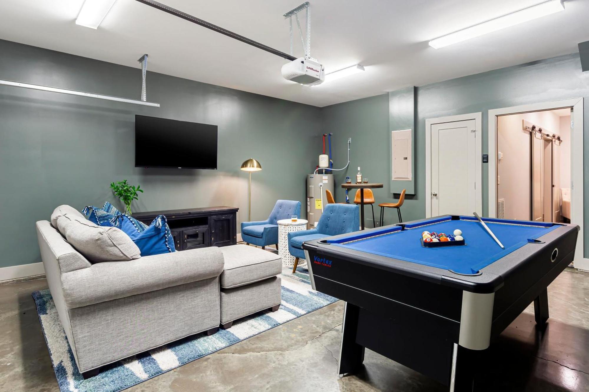 Waverly By Avantstay Nashville-inspired Townhome W Luxury Kitchen Pool Table