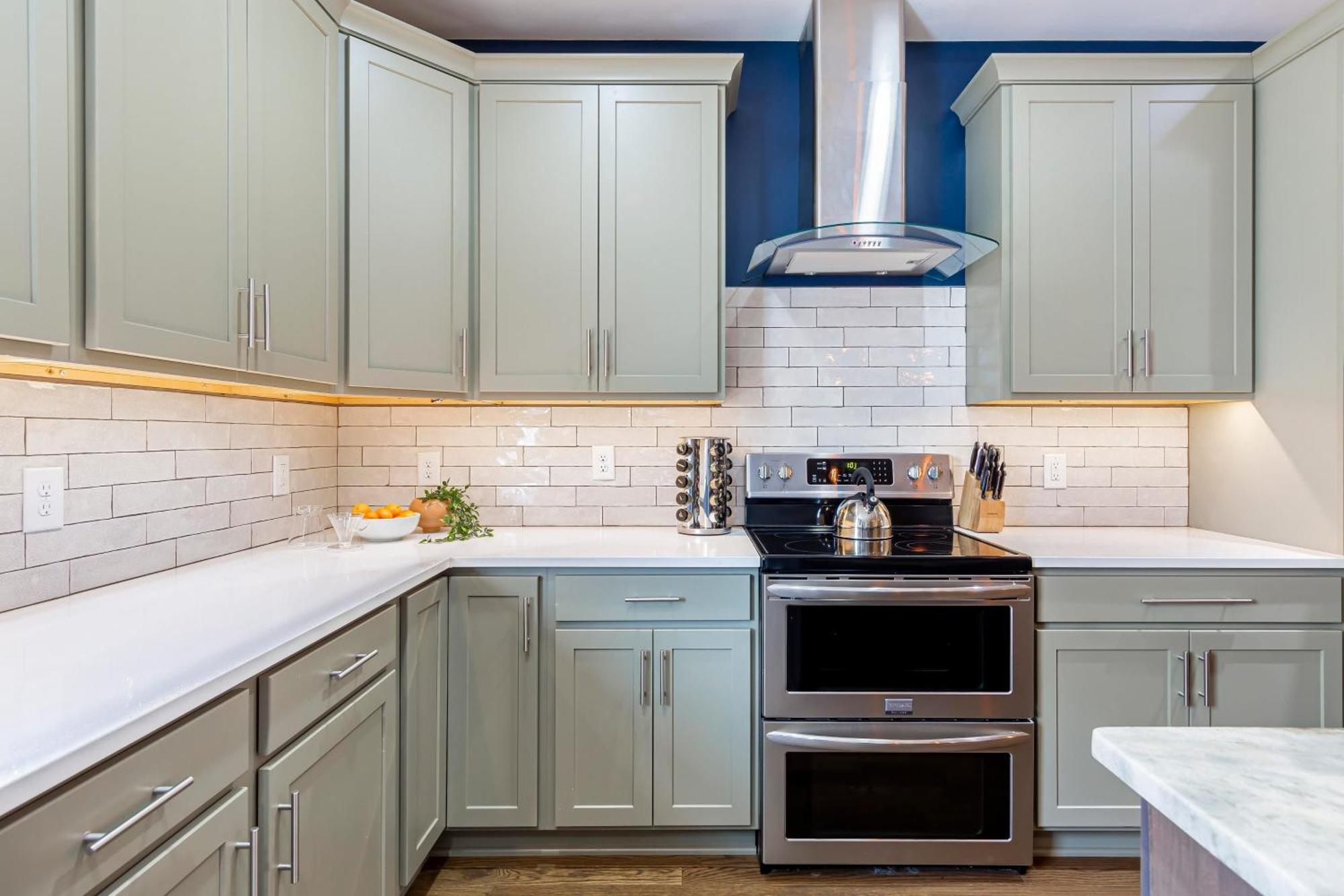 Waverly By Avantstay Nashville-inspired Townhome W Luxury Kitchen Pool Table